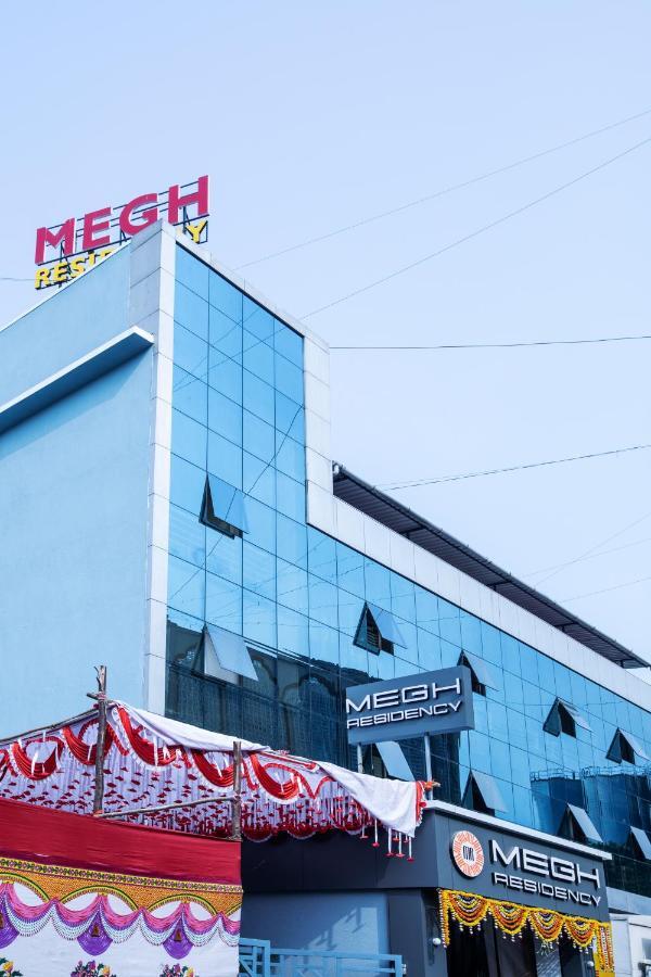 Отель Megh Residency Нави Мумбаи Экстерьер фото